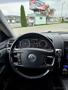 Volkswagen Touareg 3.0 TDI V6 Ťažné Xenóny - 11