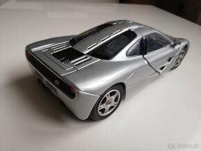 1:18 McLaren F1  Maisto - 11