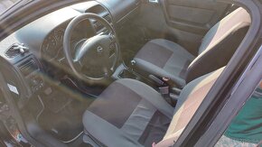 Opel Astra G 1.4 16V - 11