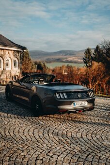 PRENÁJOM Ford Mustang cabrio - 11