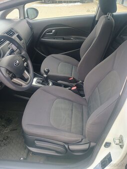 Kia Rio 1.25 63kw rok 2013 - 11