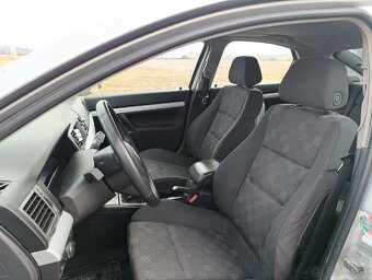 Opel Vectra 2.2 TDI - 11