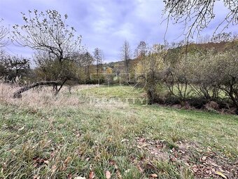 ROZĽAHLÝ STAVEBNÝ POZEMOK, 1362m2, HORNÁ SÚČA - 11