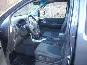 Nissan Navara DoubleCab 2.5 dCi 140Kw Zad.uzavierka - 11