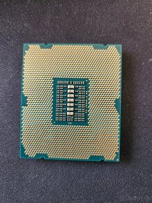 Intel Xeon E5 procesory - 11