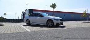 BMW F30 320xD LCI - 11