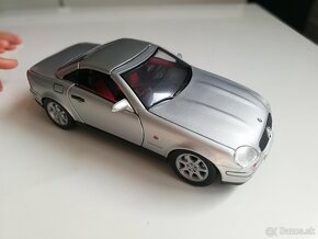 1:18 Mercedes Benz SLK funkcna otvaracia strecha - 11