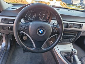 BMW E91 320 diesel - 11