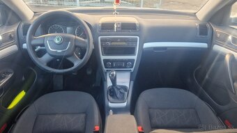 ŠKODA OCTAVIA COMBI 1.6 TDI - 11