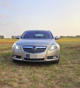 Opel Insignia 2.0 CDTI ST - 11