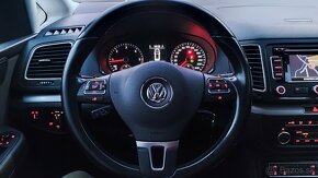 Volkswagen Sharan 2.0 TDI Comfortline DSG - 11