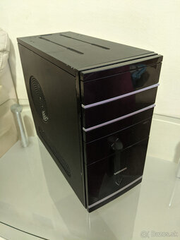 Starší PC: Pentium 4, 512MB RAM, HDD 80GB, ATI HD 4850 - 11