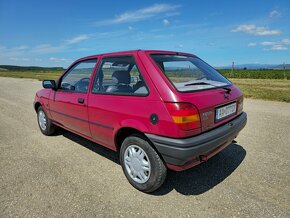 Ford Fiesta 1.1 automat - 11