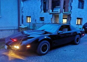 Pontiac firebird knight rider - 11