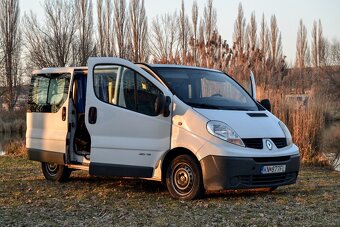 Renault Trafic 2.0 - 11