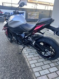 SUZUKI GSX-S1000 - 11