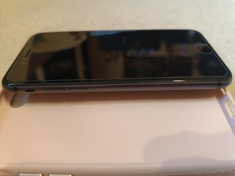 iPhone 8 256GB - 11