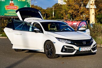 Honda Civic 1,0 Turbo 93kW (záruka,1.majiteľ, len 30 tis.km) - 11