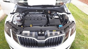 ŠKODA OCTAVIA 3 combi 1.6 TDI automat DSG - 11