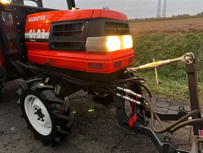 Japonský traktor KUBOTA GL 23 Diesel 3 válec, 23HP - 11