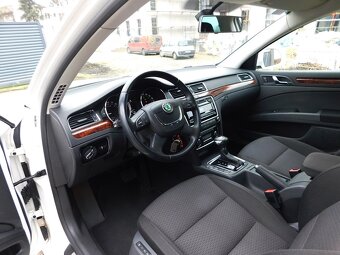 Škoda Superb Combi 2.0 TDI CR 140k Elegance DSG - 11