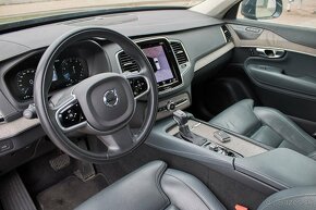 Volvo XC90 - 11