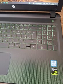 Predám notebook HP Pavilion Gaming 15-ak002nc - 11