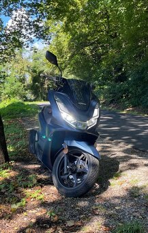 Honda PCX125 r.v.(2023) - 11