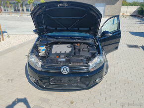 Predám VW Golf 6 , 1.6 TDI comfort, comoré ,r.v. 11/2010 - 11