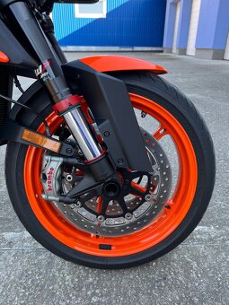 Predám KTM SUPERDUKE 1290 R Orange 2022 - 11