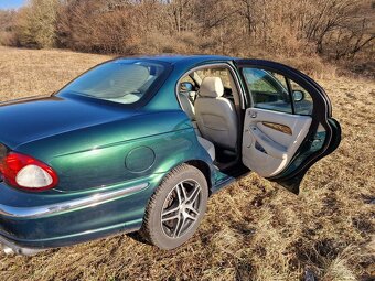 Jaguar X-Type 2.5 benzin - 11