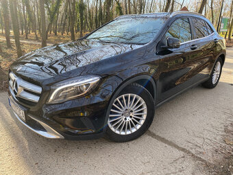 Mercedes GLA - Panorama 4Matic - 11