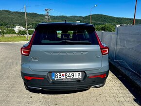 Volvo XC40 D4 4X4 190PS GEARTRONIC8 - 11