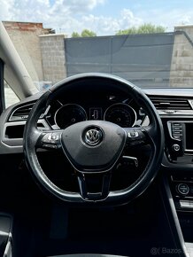 Volkswagen Touran Highline, DSG - 11