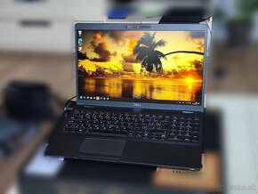 Notebook / Laptop Dell Latitude 5500 Nová batéria Windows 11 - 11