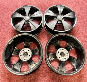 5x112 R16 ČERNÉ originál Škoda Octavia 3 - ET46 - 11