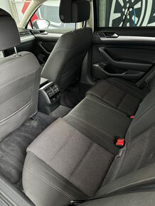 Volkswagen Passat Variant 2.0 TDI BMT Comfortline DSG - 11