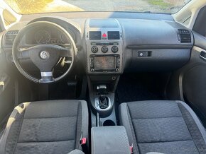 Volkswagen Touran 1.9 TDI DSG 6 - 11