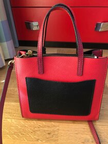 Crossbody menšia kabelka Marc Jacobs Mini Grind pravá koža - 11