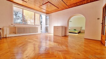 5-izbový rodinný dom s garážou, pozemok 818 m², Seňa - 11