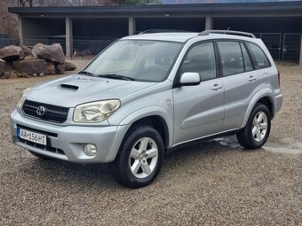 TOYOTA RAV4 2,0D-4D   4x4 - 11