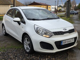 Kia Rio 1.25i 2013 - 11