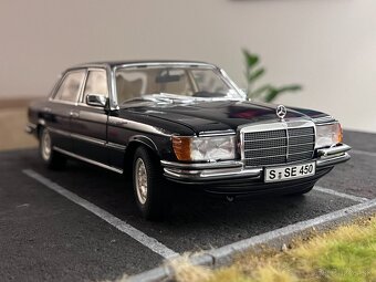 1:18 Mercedes-Benz 450 SEL 6.9 (W116) Blue - Revell - 11