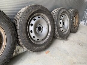 Perfektne zimné pneumatiky  s diskami 205/65 R16 - 11