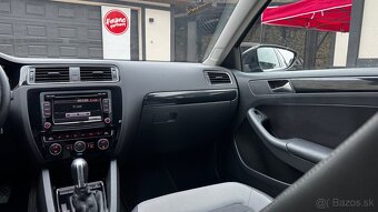 Volkswagen Jetta 2.0 TDI Comfortline DSG - 11