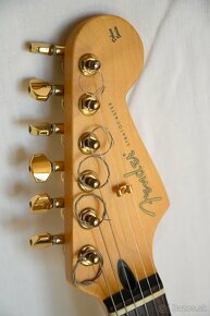 Elektrická gitara - Fender Stratocaster - 11