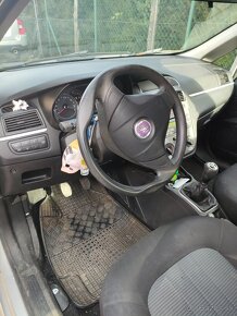 Fiat Linea 1,4T - 11