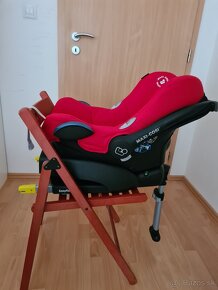 Autosedačka Maxi Cosi Cabriofix + ISOfix základňa - 11