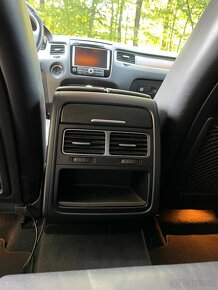 VW Touareg 3.0 TDI V6 - 11