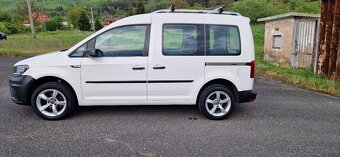 VW Caddy 2,0 TDI rv 2016 - 11